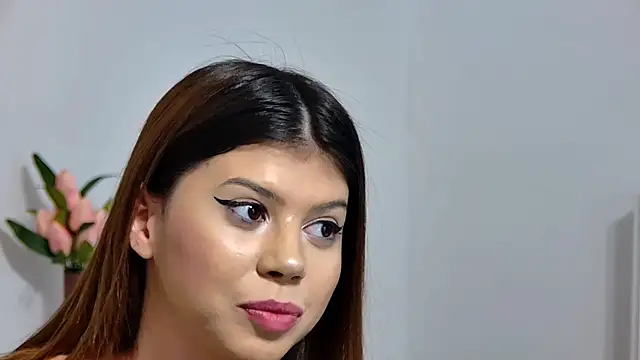 Sierra Halle online show from 03/20/25, 02:40