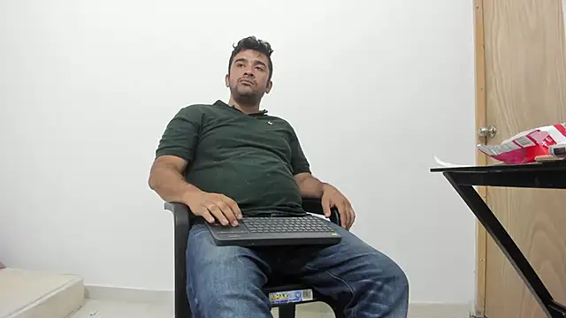 isearchcompany online show from 12/04/25, 12:31