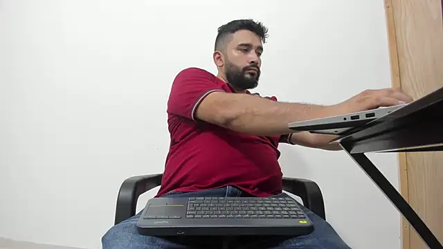 isearchcompany online show from 10/28/25, 11:47