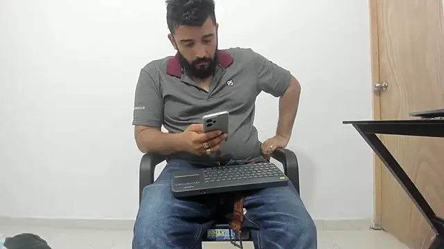 isearchcompany online show from 11/19/25, 01:44