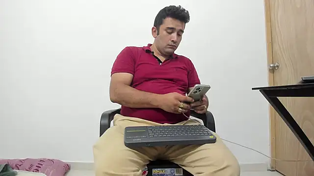 isearchcompany online show from 11/27/25, 04:02