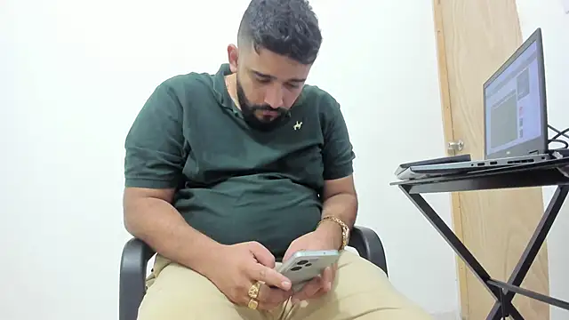 isearchcompany online show from 10/24/25, 02:27