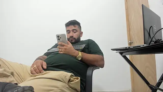 isearchcompany online show from 10/28/25, 01:50