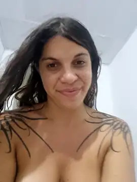 Snapshot of frenchxena98 chatting on 02/18/25, 10:47 frenchxena98 online show from 02/18/25, 10:47