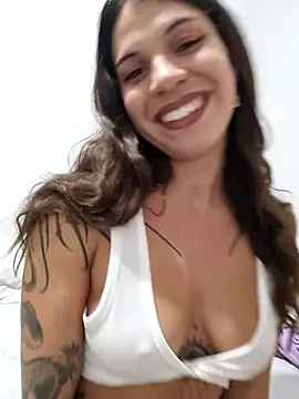 Snapshot of frenchxena98 chatting on 09/24/25, 04:57 frenchxena98 online show from 09/24/25, 04:57