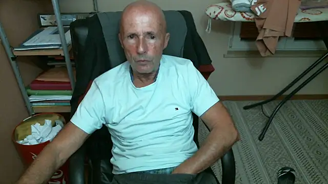 olibrius71 online show from 11/08/25, 05:38