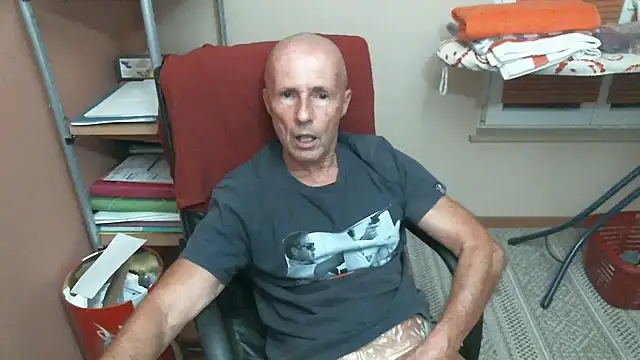 olibrius71 online show from 12/03/25, 07:24