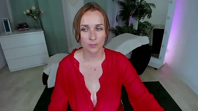 Karinella x online show from 06/10/26, 12:06