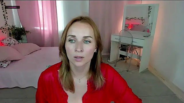 Karinella x online show from 07/03/26, 12:00