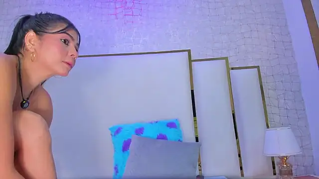 paola rodriguez online show from 03/19/26, 09:53