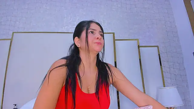 Snapshot of paola_rodriguez chatting on 11/22/25, 11:31 paola rodriguez online show from 11/22/25, 11:31