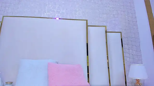 Snapshot of paola_rodriguez chatting on 09/22/25, 11:38 paola rodriguez online show from 09/22/25, 11:38