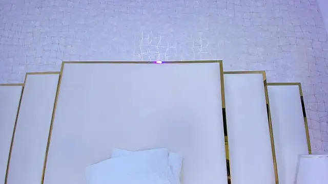 Snapshot of paola_rodriguez chatting on 11/14/25, 11:36 paola rodriguez online show from 11/14/25, 11:36