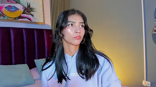 LauraAristizabal online show from 05/31/26, 11:49
