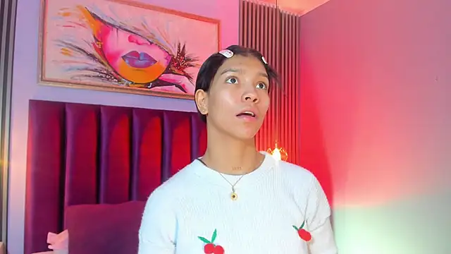 LauraAristizabal online show from 11/16/25, 12:43