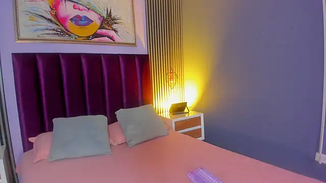 LauraAristizabal online show from 04/02/26, 12:45