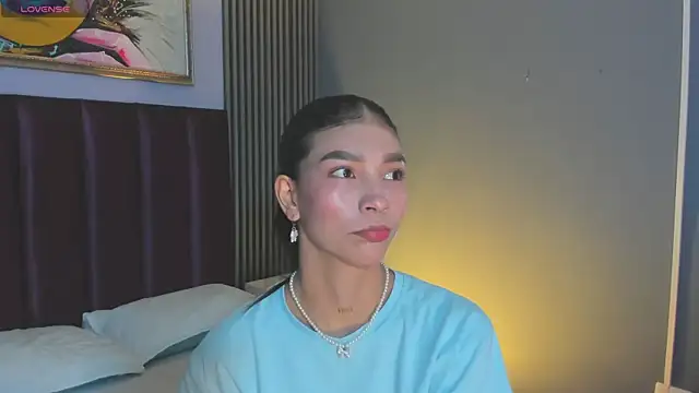 LauraAristizabal online show from 05/14/26, 11:40