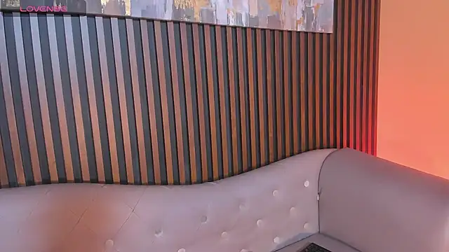 LauraAristizabal online show from 09/13/25, 11:43