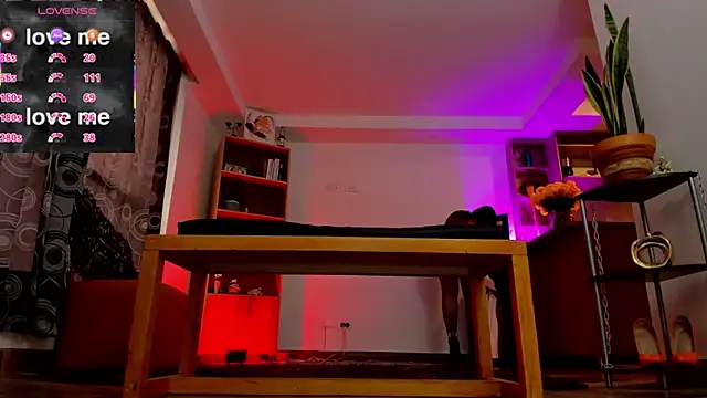 Snapshot of missariadna2 chatting on 03/25/26, 10:30 missariadna2 online show from 03/25/26, 10:30