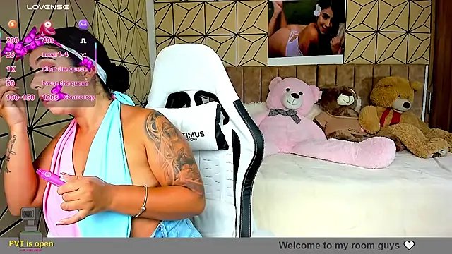 vane lopez  online show from 11/08/25, 06:33