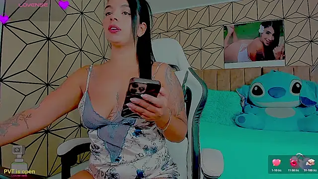 vane lopez  online show from 03/19/26, 08:20