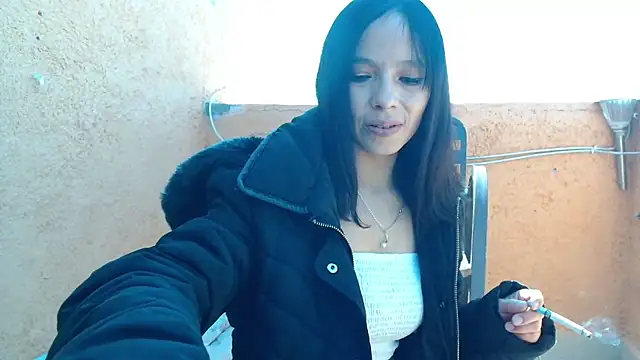 Snapshot of MINI_Petite chatting on 01/07/26, 06:57 MINI Petite online show from 01/07/26, 06:57