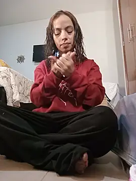MINI Petite online show from 06/12/26, 04:54
