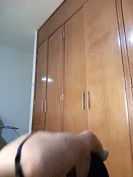 MINI Petite online show from 06/16/26, 04:51