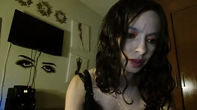 Snapshot of MINI_Petite chatting on 09/13/25, 03:17 MINI Petite online show from 09/13/25, 03:17