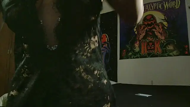 Snapshot of MINI_Petite chatting on 02/23/26, 05:19 MINI Petite online show from 02/23/26, 05:19