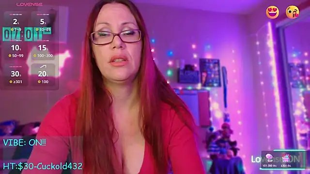 EmmaIsHere online show from 11/06/25, 01:59