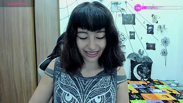 yunkodolly666 online show from 02/17/25, 05:23