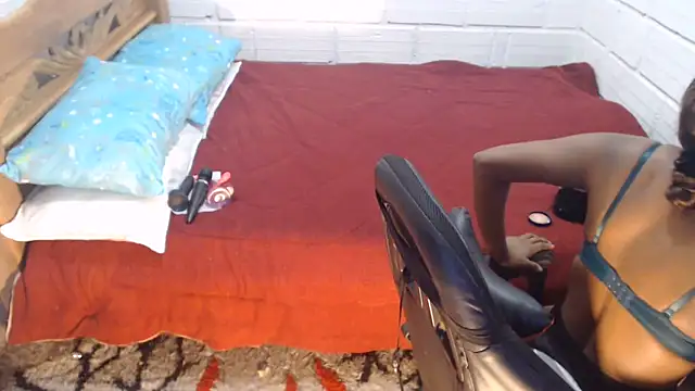 sexyjustin202 online show from 03/18/26, 10:43