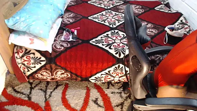 sexyjustin202 online show from 03/05/26, 12:18