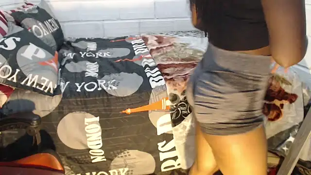 sexyjustin202 online show from 05/20/26, 02:41