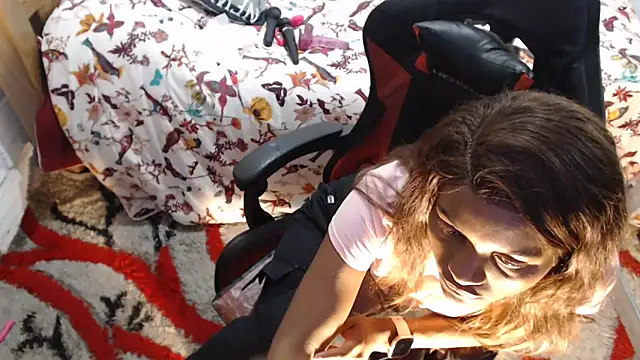 sexyjustin202 online show from 11/28/25, 02:12