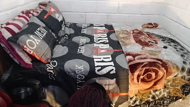 sexyjustin202 online show from 05/13/26, 02:29
