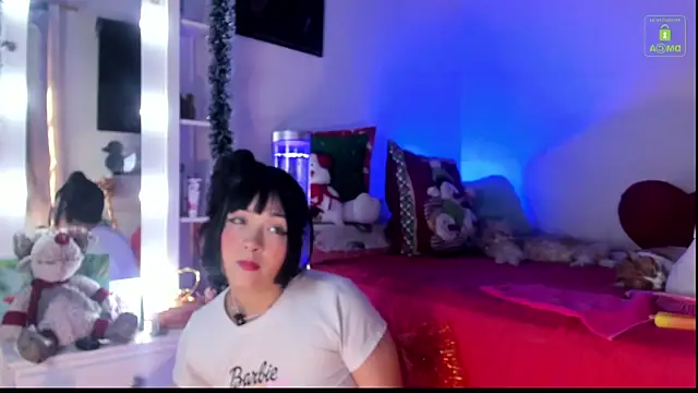 miaa-lee online show from 12/14/25, 05:51