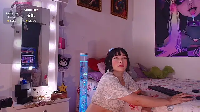 miaa-lee online show from 04/11/26, 01:15