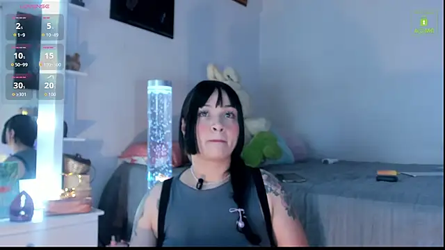 miaa-lee online show from 11/09/25, 02:15