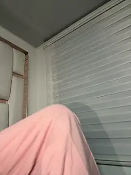 perla kem  online show from 02/15/26, 12:55