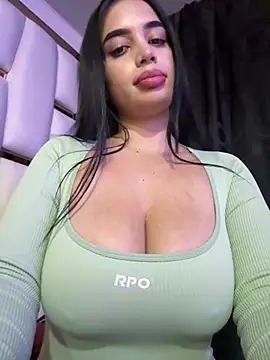 perla kem  online show from 02/05/26, 02:51