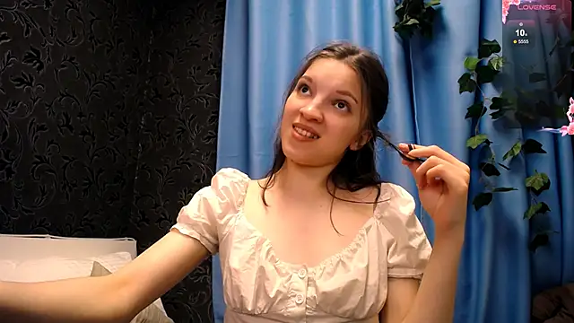 Snapshot of MelaniGrand chatting on 01/15/25, 02:13 MelaniGrand online show from 01/15/25, 02:13