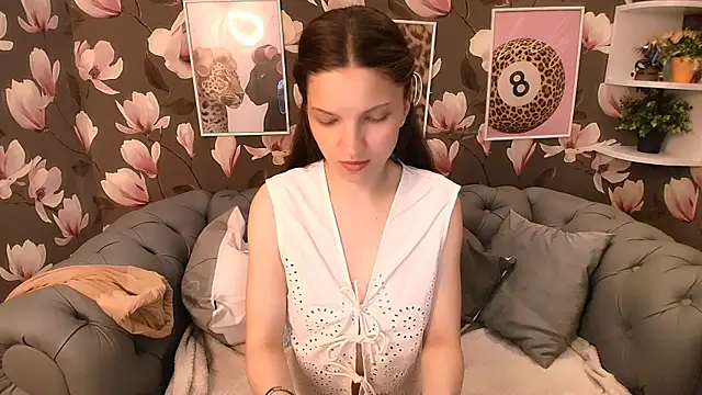 MelaniGrand online show from 07/03/26, 08:32