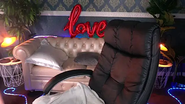 AmellyMilly online show from 02/25/26, 07:58