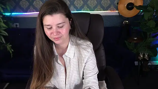 Snapshot of AmellyMilly chatting on 11/14/25, 08:01 AmellyMilly online show from 11/14/25, 08:01