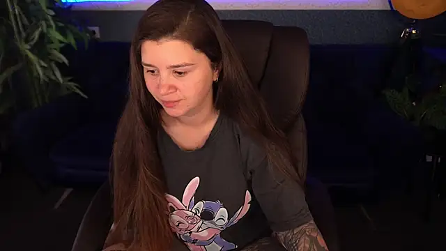 Snapshot of AmellyMilly chatting on 11/05/25, 01:47 AmellyMilly online show from 11/05/25, 01:47