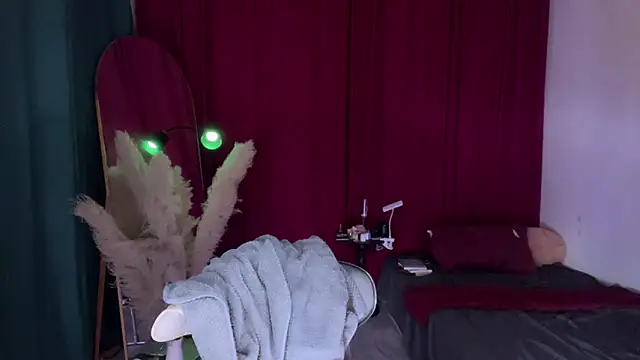 alaia-EDP online show from 11/17/25, 04:55