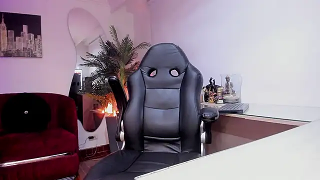 Meghan320 online show from 02/10/26, 11:42