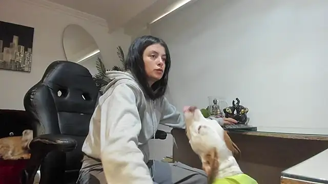 Meghan320 online show from 04/15/26, 07:07